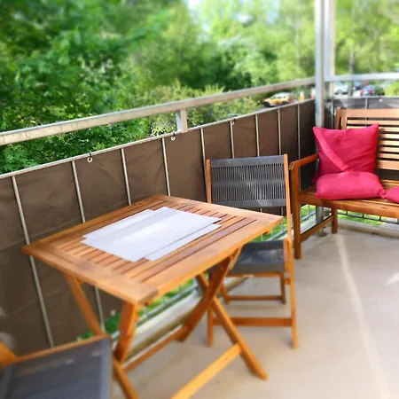 Апартаменты Kirschbluete Mit Balkon Хемниц