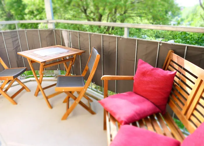 Kirschbluete Mit Balkon * Chemnitz